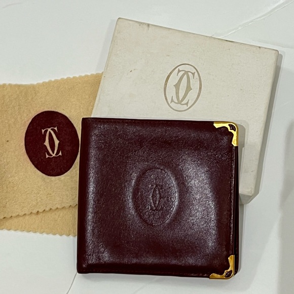 Authentic  Vintage Cartier wallet - Picture 2 of 9